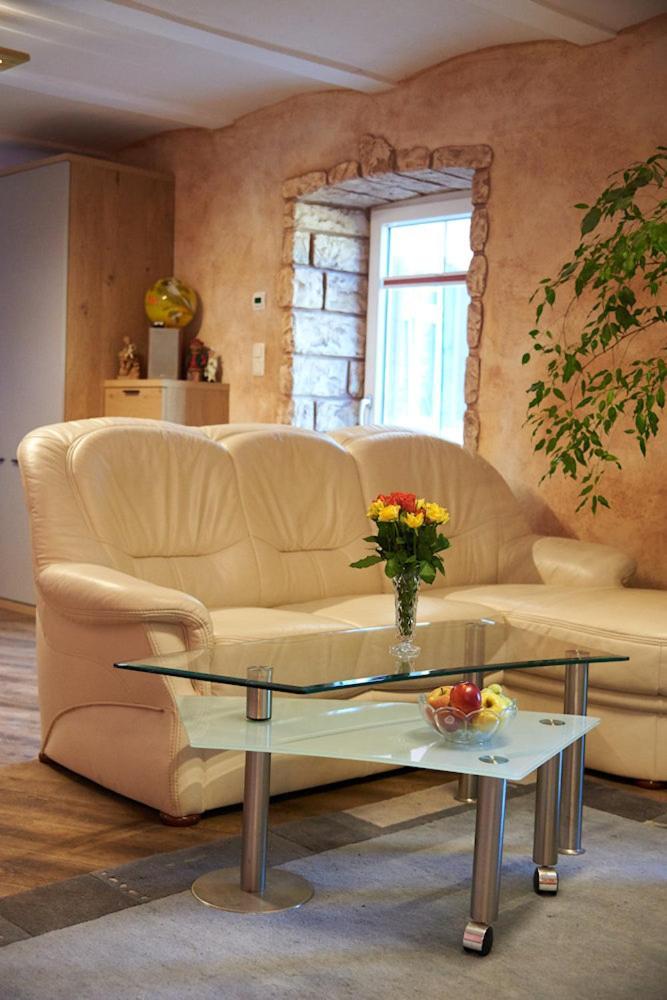 Beim Forchi Apartment Marktoberdorf Ruang foto